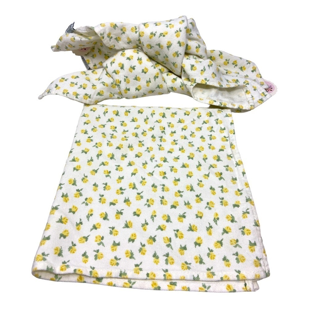 Waverly Garden Room Table Linen Yellow Flowers Lot of 11 (17 x17”)